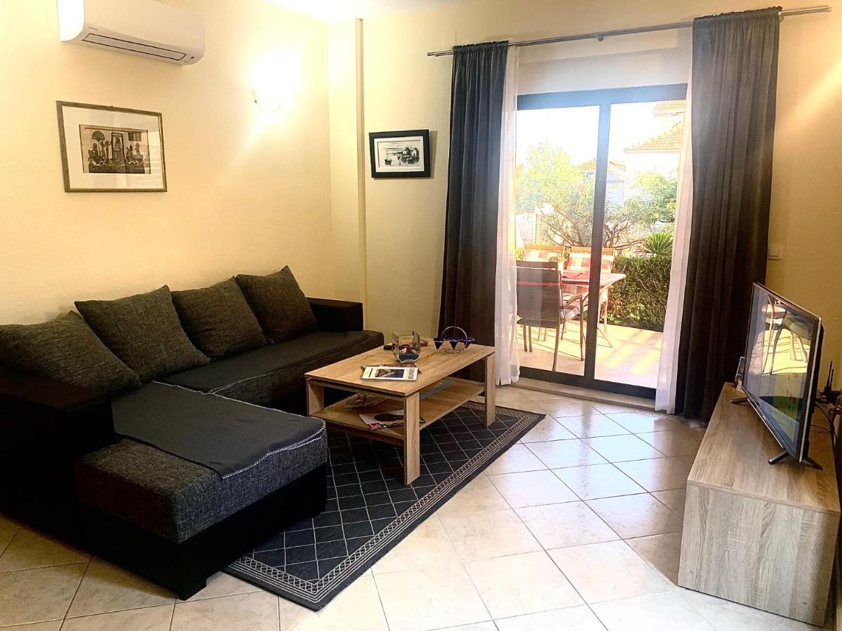 Apartmani Dora I Kati Orebic Ngoại thất bức ảnh