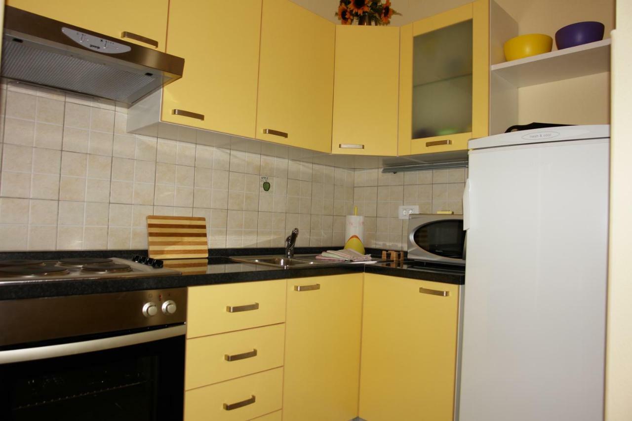 Apartmani Dora I Kati Orebic Ngoại thất bức ảnh