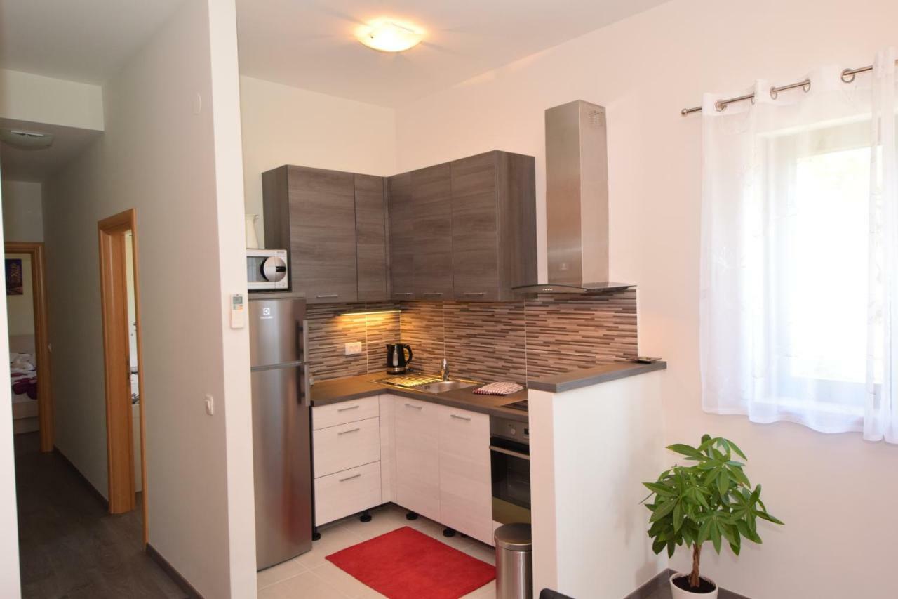 Apartmani Dora I Kati Orebic Ngoại thất bức ảnh